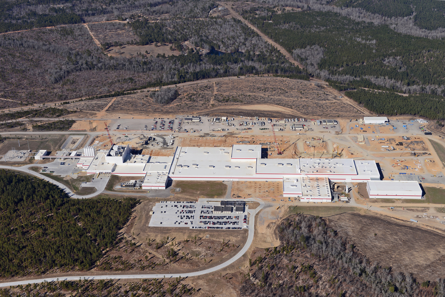www.AerialPhotosElite.comwww.AerialPhotosElite.com cubre las siguientes zonas:NC, SC, GA, & NE FL803.278.3335