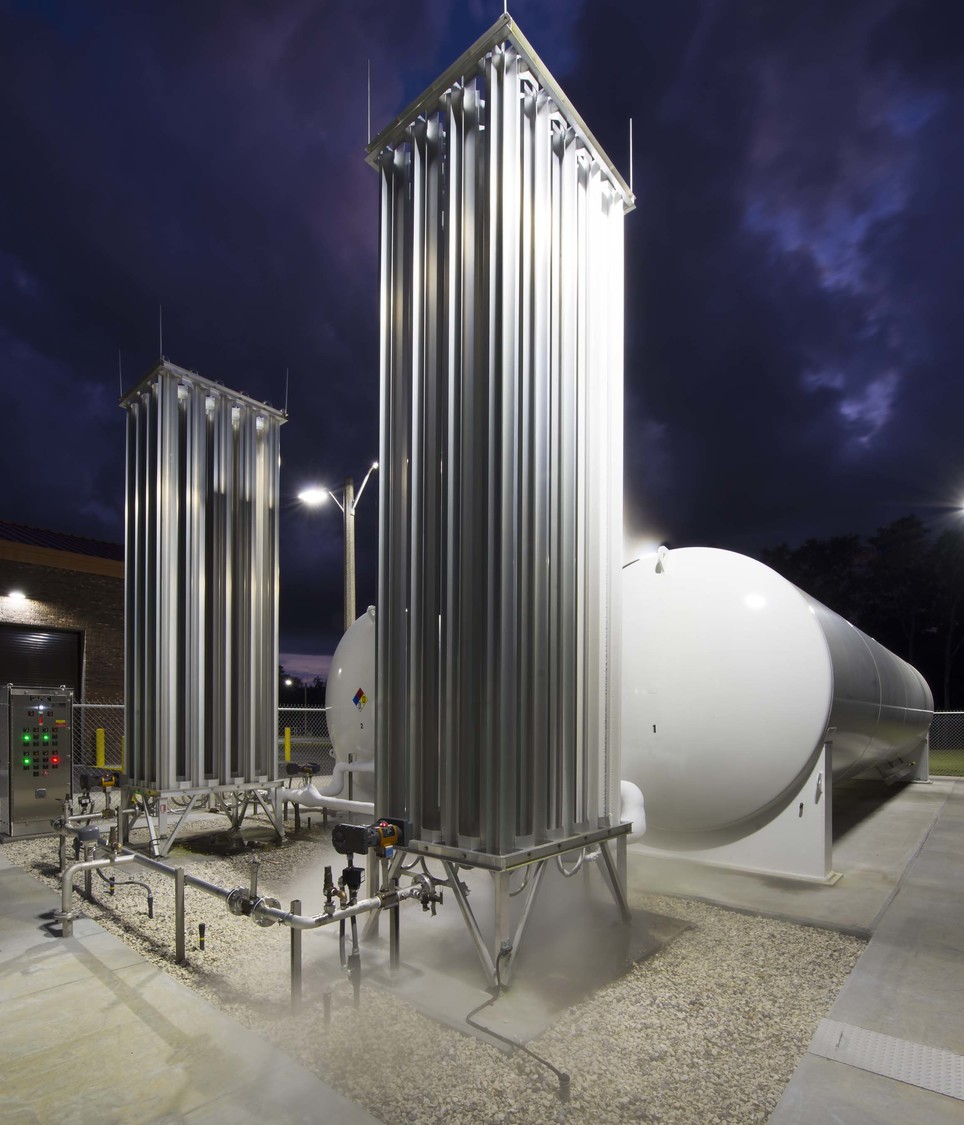 Liquid oxygen (LOX) evaporator