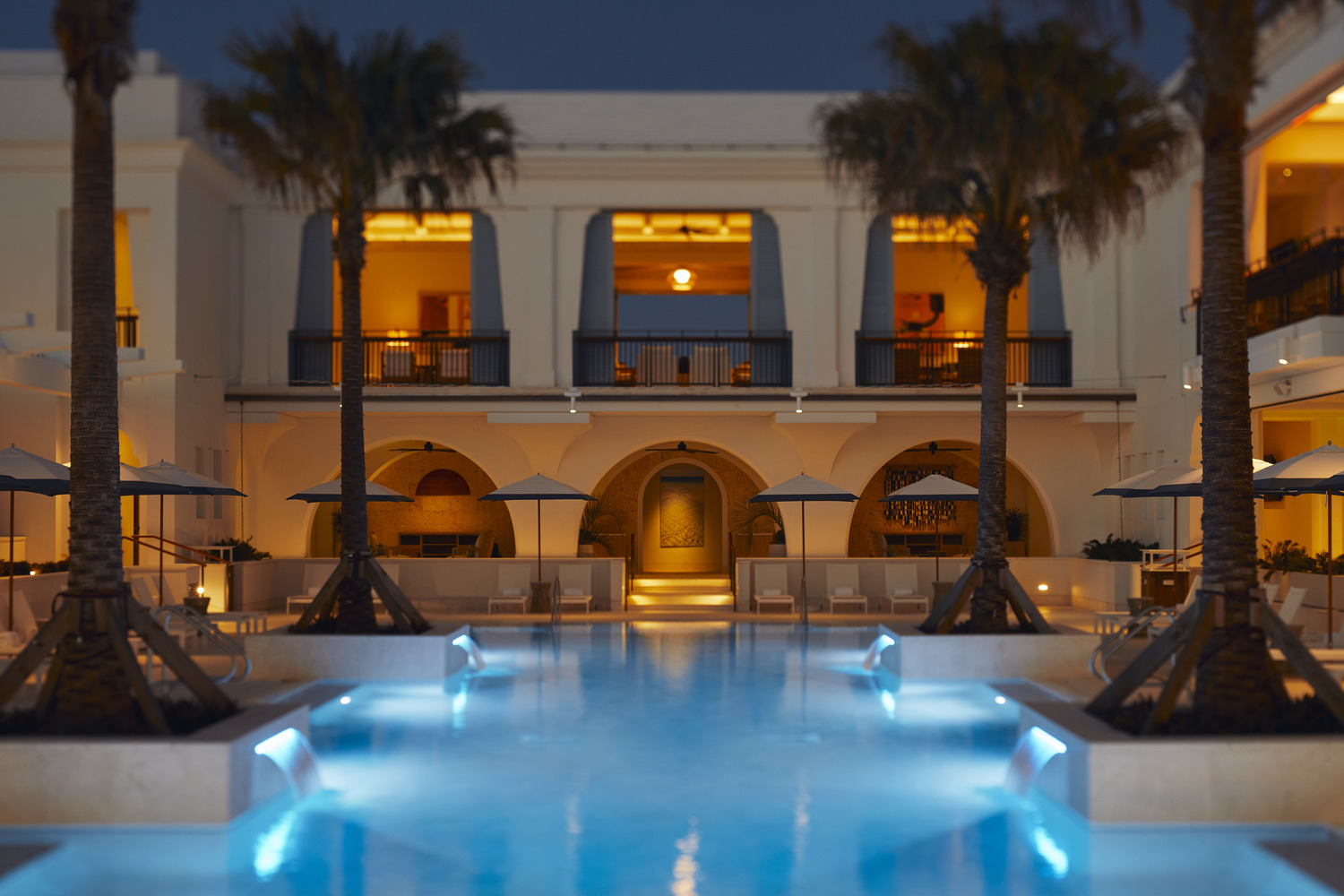 Piscina infinita