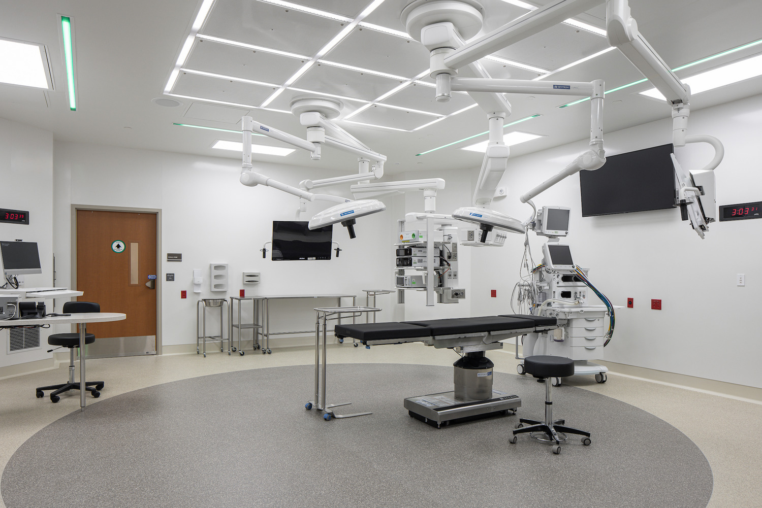 Riverside Health, Smithfield Hospital

2025, Architecture, Health, OR, Operating Room, Riverside Health, Smithfield Hospital, UV Disinfecting Light, UV Light, boom

2025, Architecture, Health, OR, Operating Room, Riverside Health, Smithfield Hospital, UV Disinfecting Light, UV Light, boom