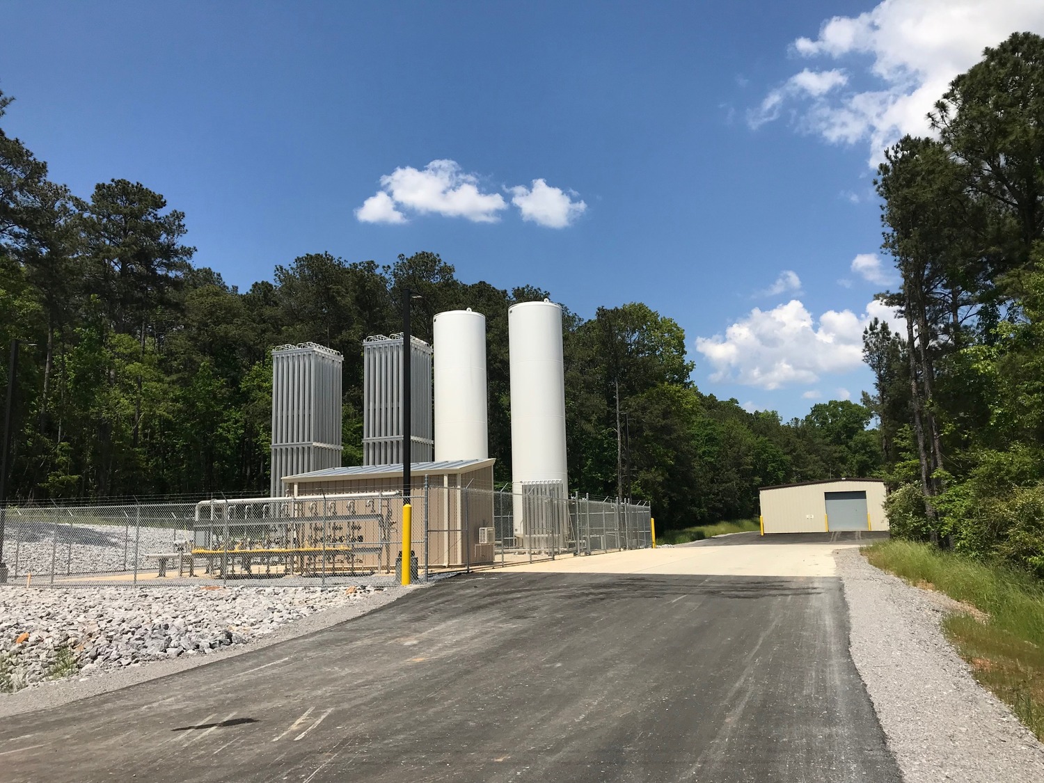 Liquid oxygen diffuser 