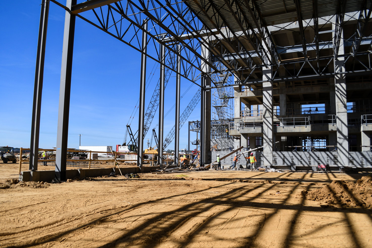 Website - Continental - Portfolio Image 3

In only 210 work days, our Continental Tire Manufacturing Plant self-perform crew has poured 30,000 yd of concrete, installed 5 million lb of rebar, placed 8.7 million lb of structural steel, and moved 75,000 yd of dirt! In Clinton, Mississippi, the crew celebrated the topping out of the mixing building, where raw materials will be turned into rubber. It's one of several buildings on the site. 

October 2018 
