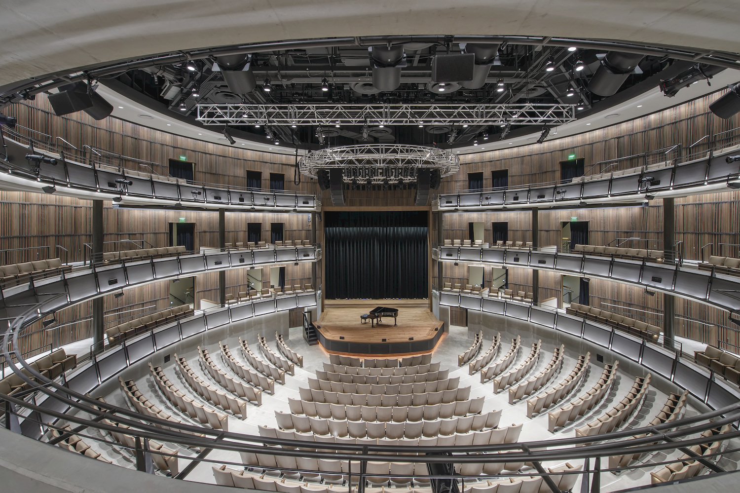 Ch 5 - page 14

connected to the OMNI - the expansion of the Country Music Hall of Fame