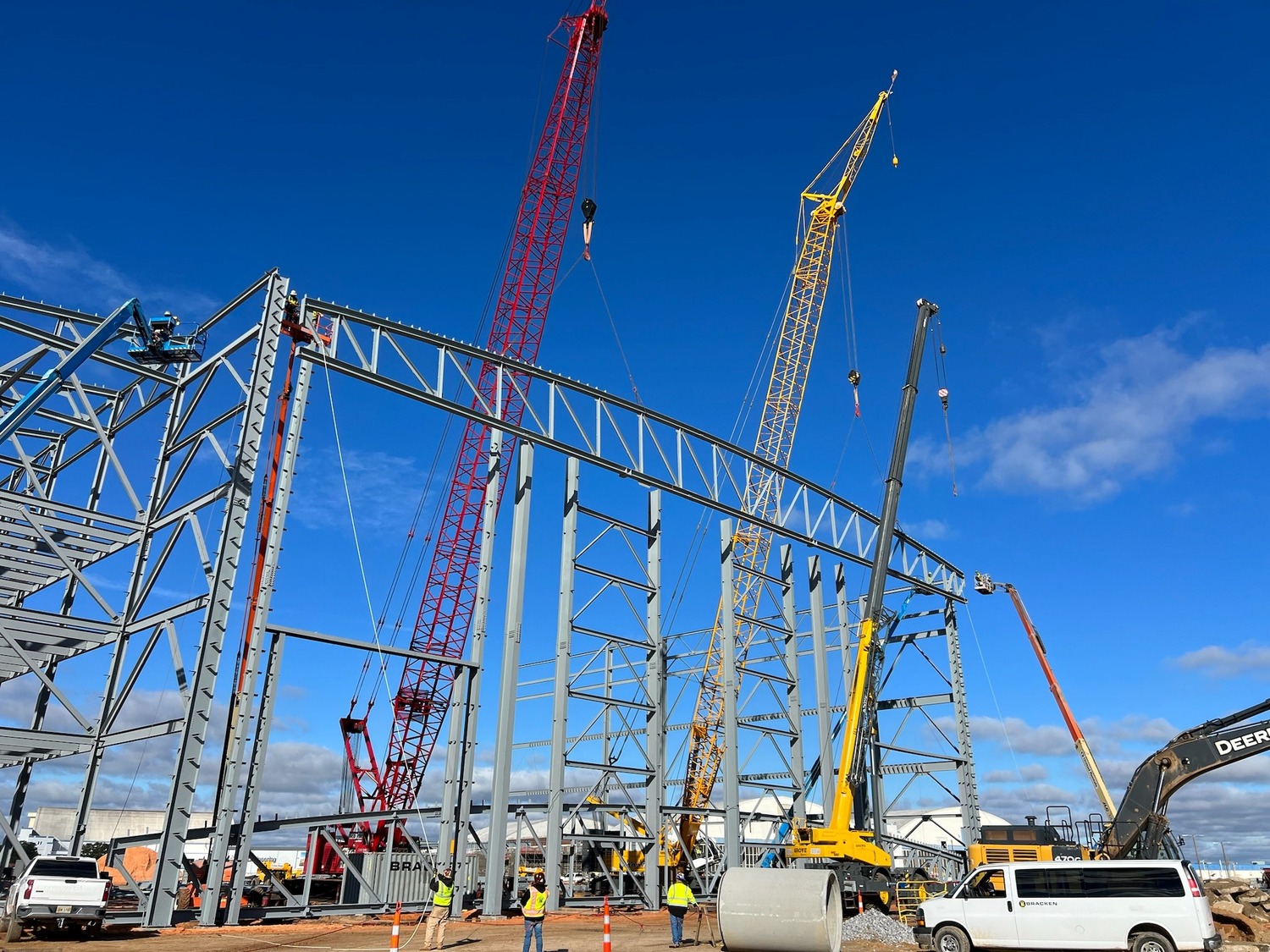 steel truss erection